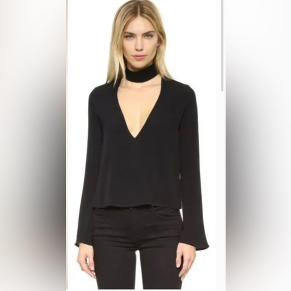 Flynn Skye Choker Neckline Deep Vee Bell Sleeve Top SZ M Black - Picture 1 of 6